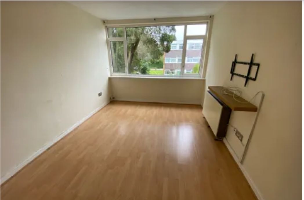 Property image 2 of 5