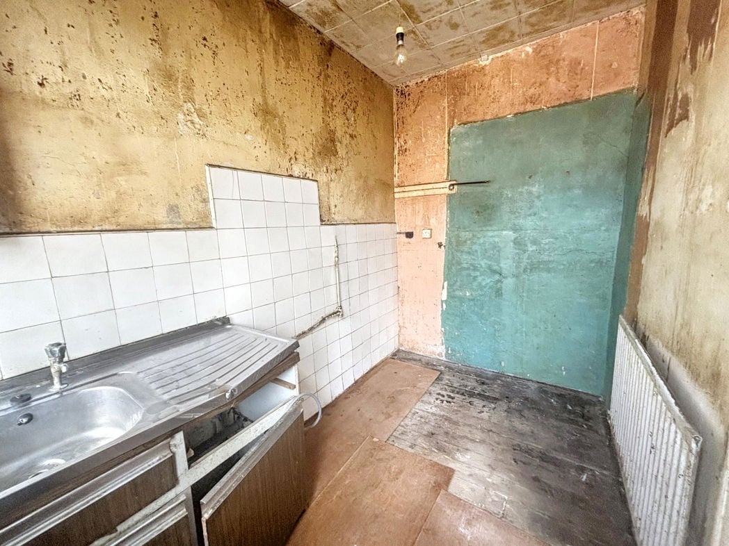 Property image 4 of 11