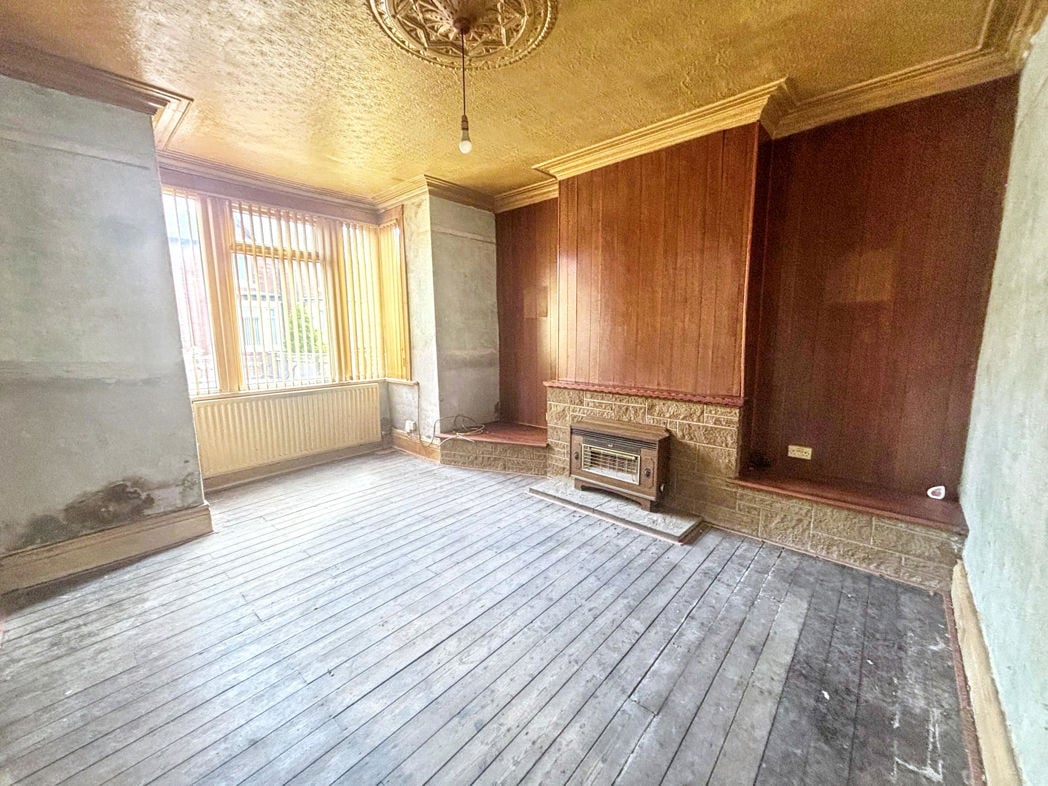 Property image 2 of 11