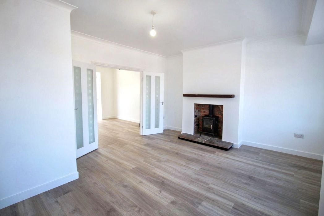 Property image 2 of 18