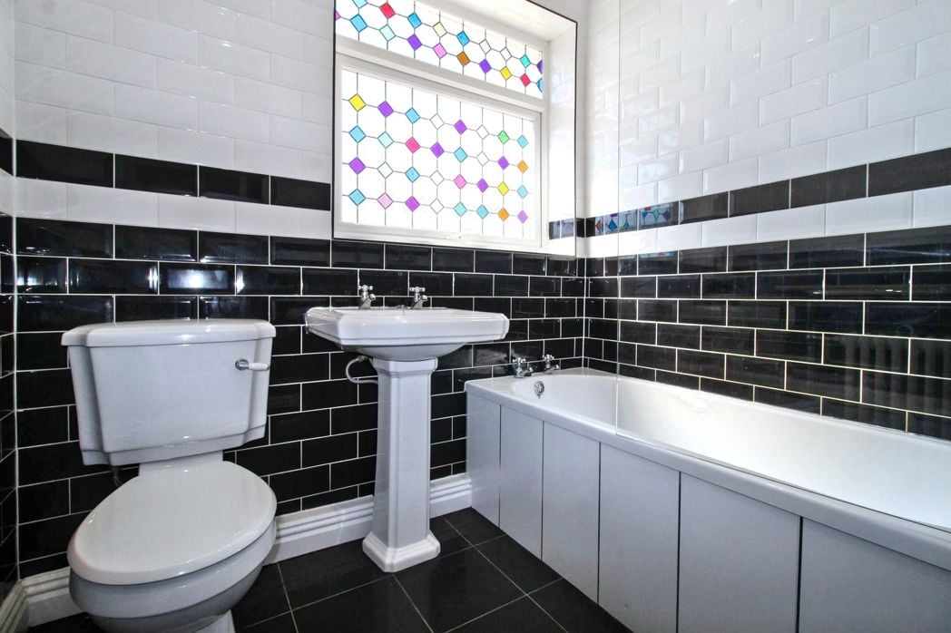 Property image 4 of 18