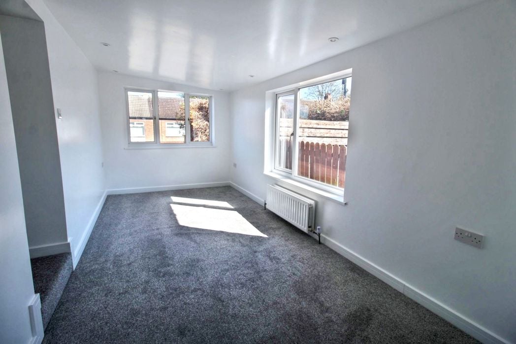 Property image 13 of 18