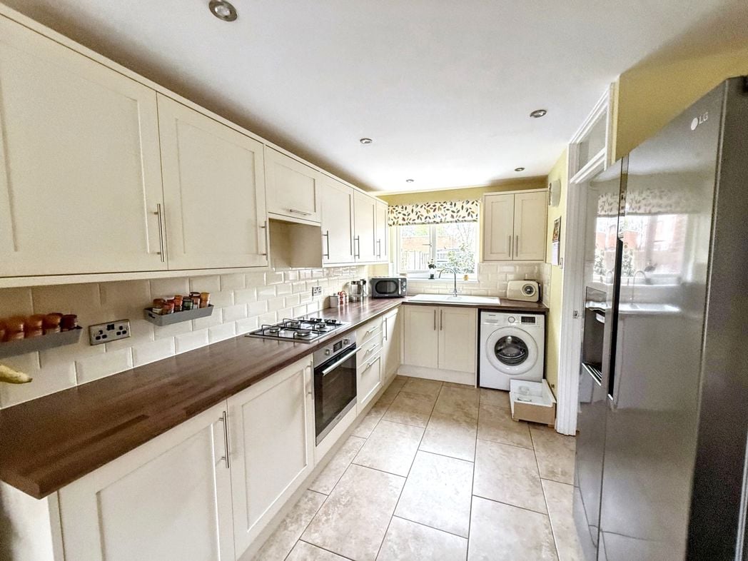 Property image 4 of 20