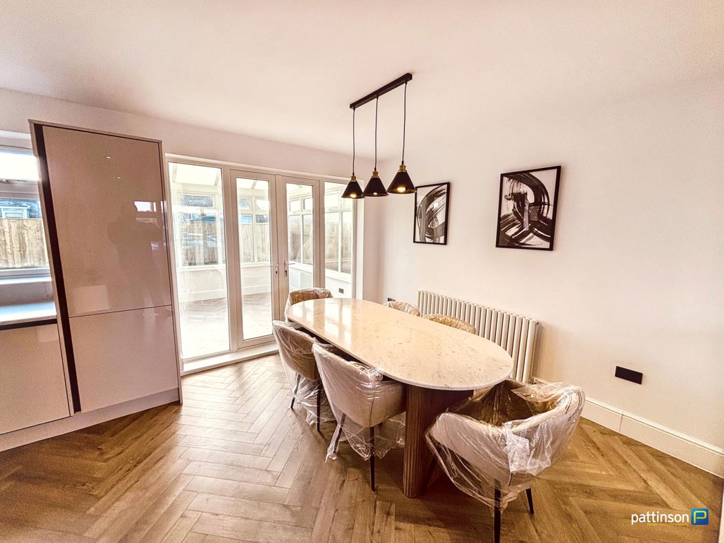 Property image 8 of 25