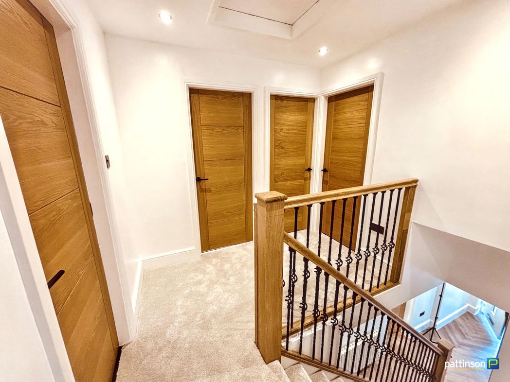 Property image 14 of 25
