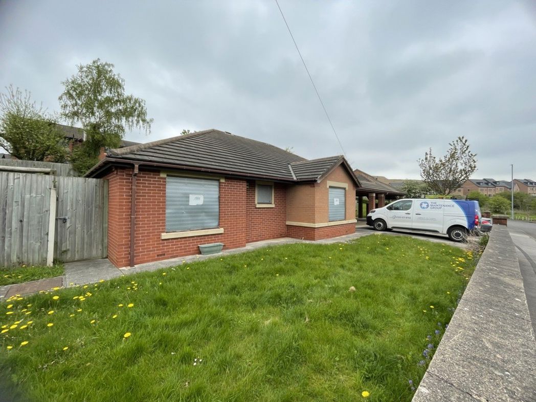 59, Batley, West Yorkshire, WF17 6LS