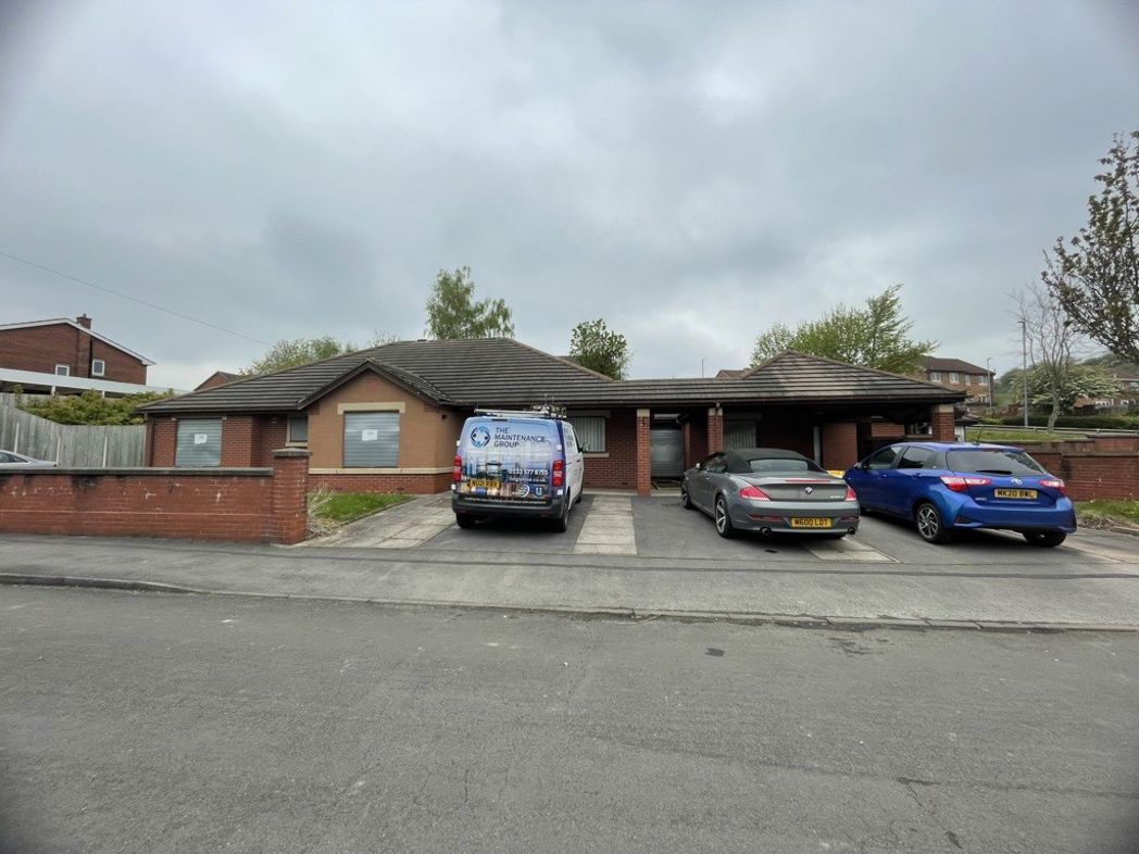 59, Batley, West Yorkshire, WF17 6LS