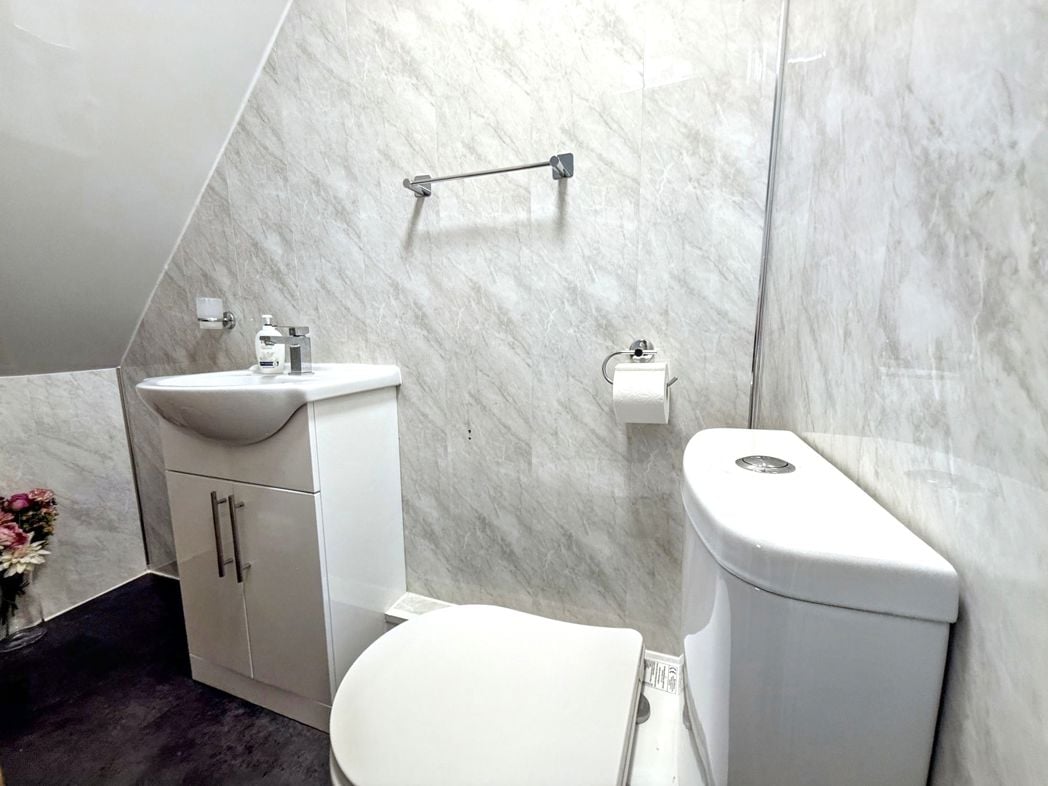 Property image 6 of 15