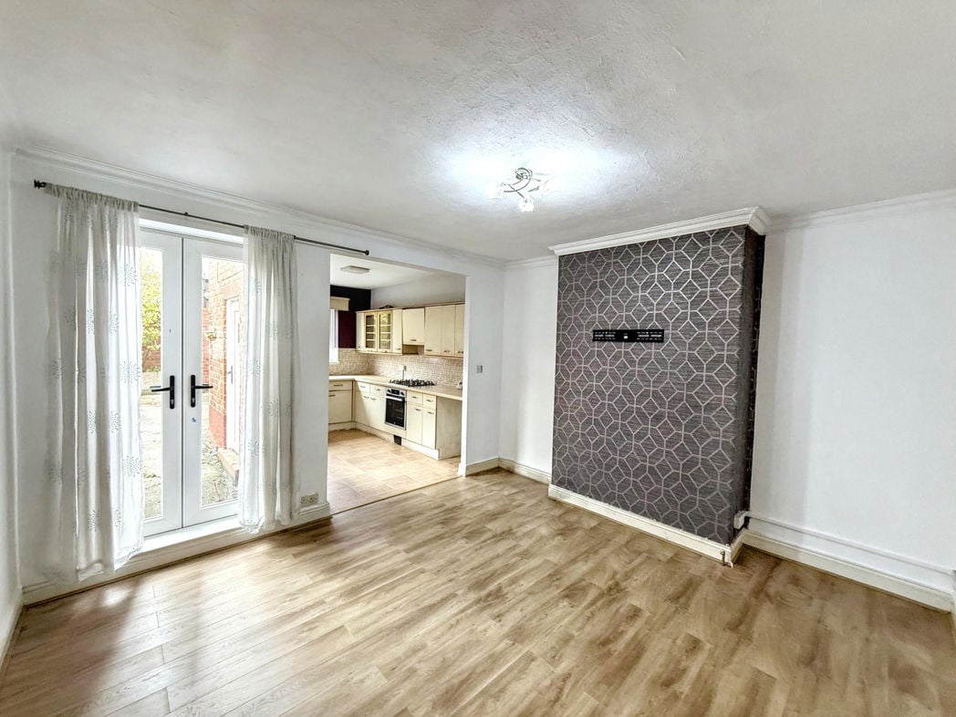 Property image 3 of 15