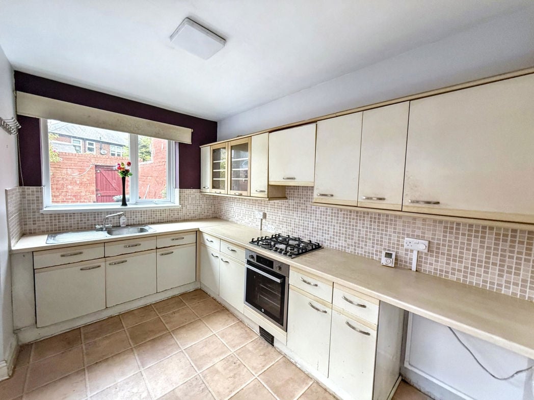 Property image 5 of 15