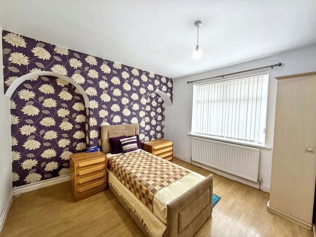 Property image 9 of 15