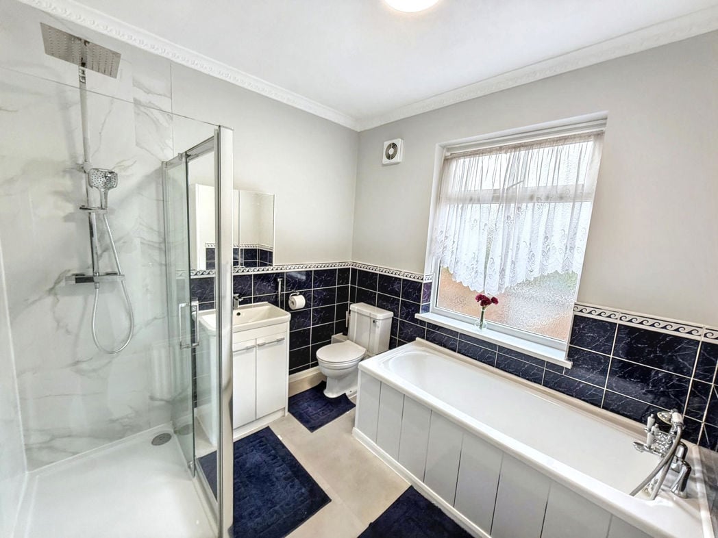 Property image 13 of 15