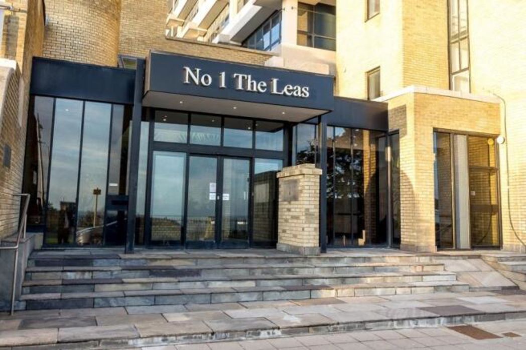 Property image 12 of 18