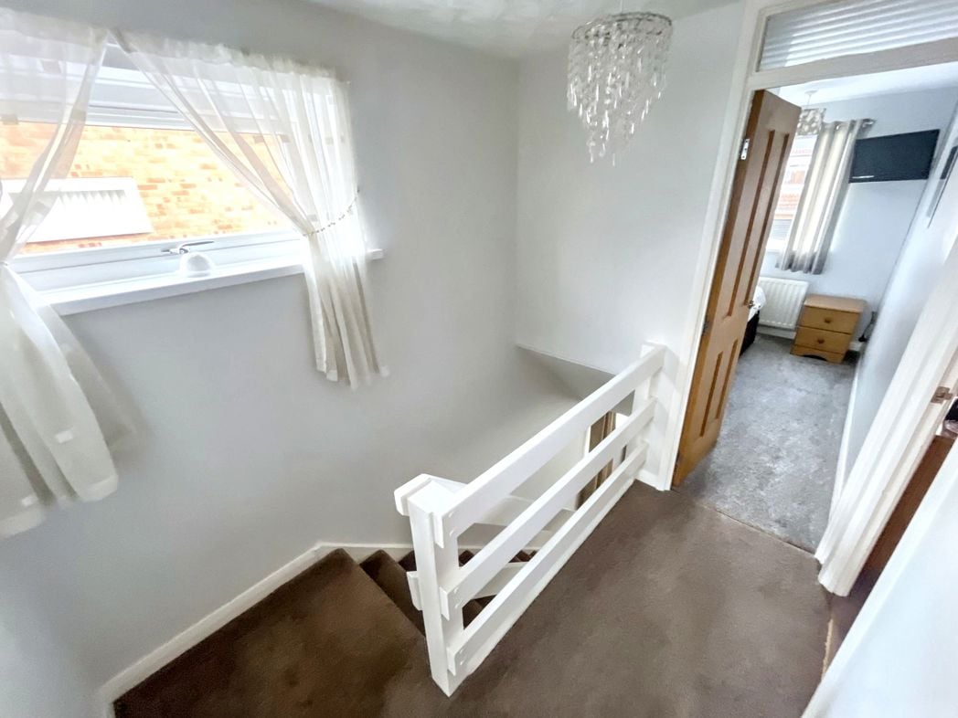 Property image 6 of 18