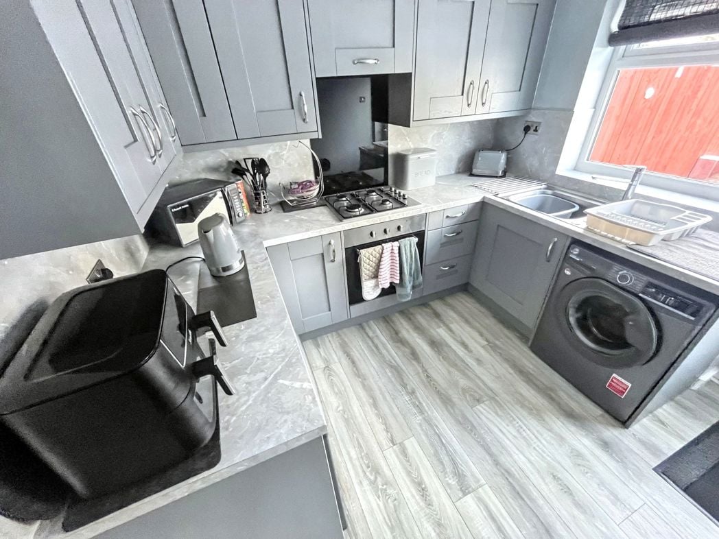 Property image 15 of 18