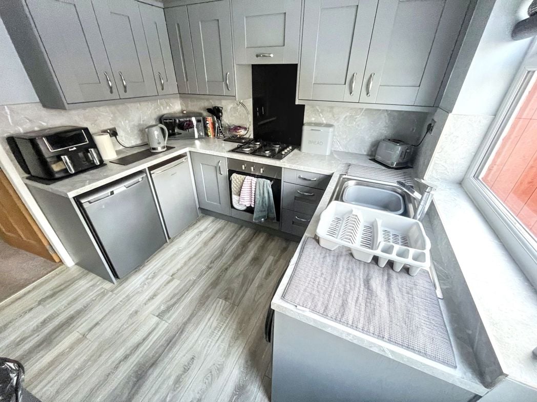 Property image 17 of 18