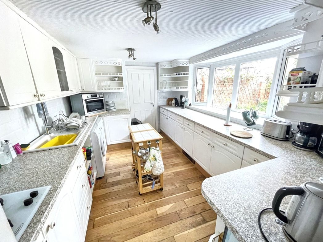 Property image 9 of 22