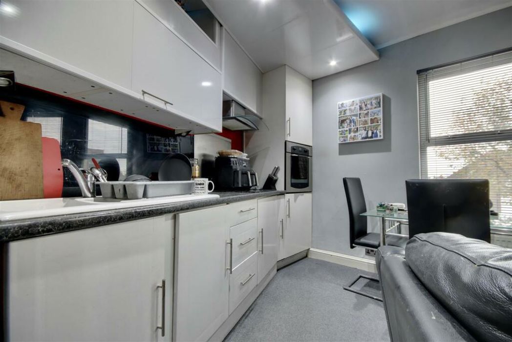 Property image 5 of 10