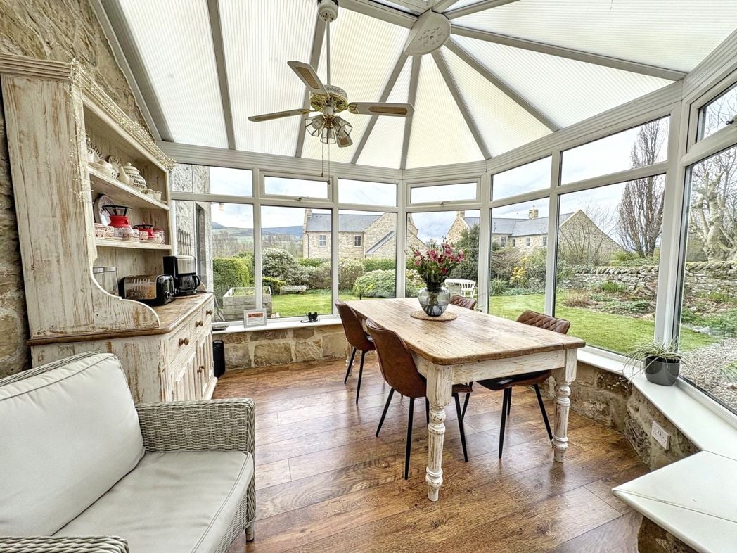Property image 11 of 39