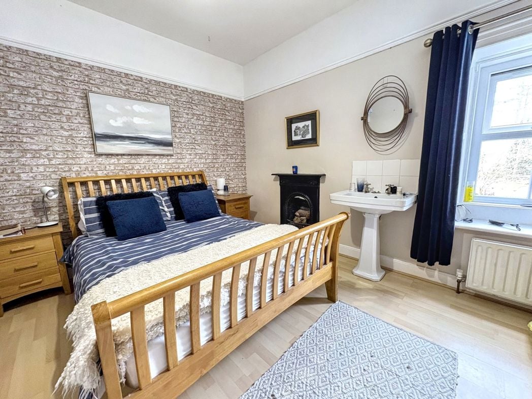 Property image 22 of 39