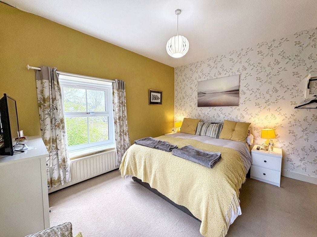 Property image 27 of 39
