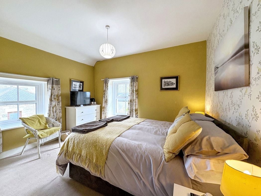 Property image 28 of 39