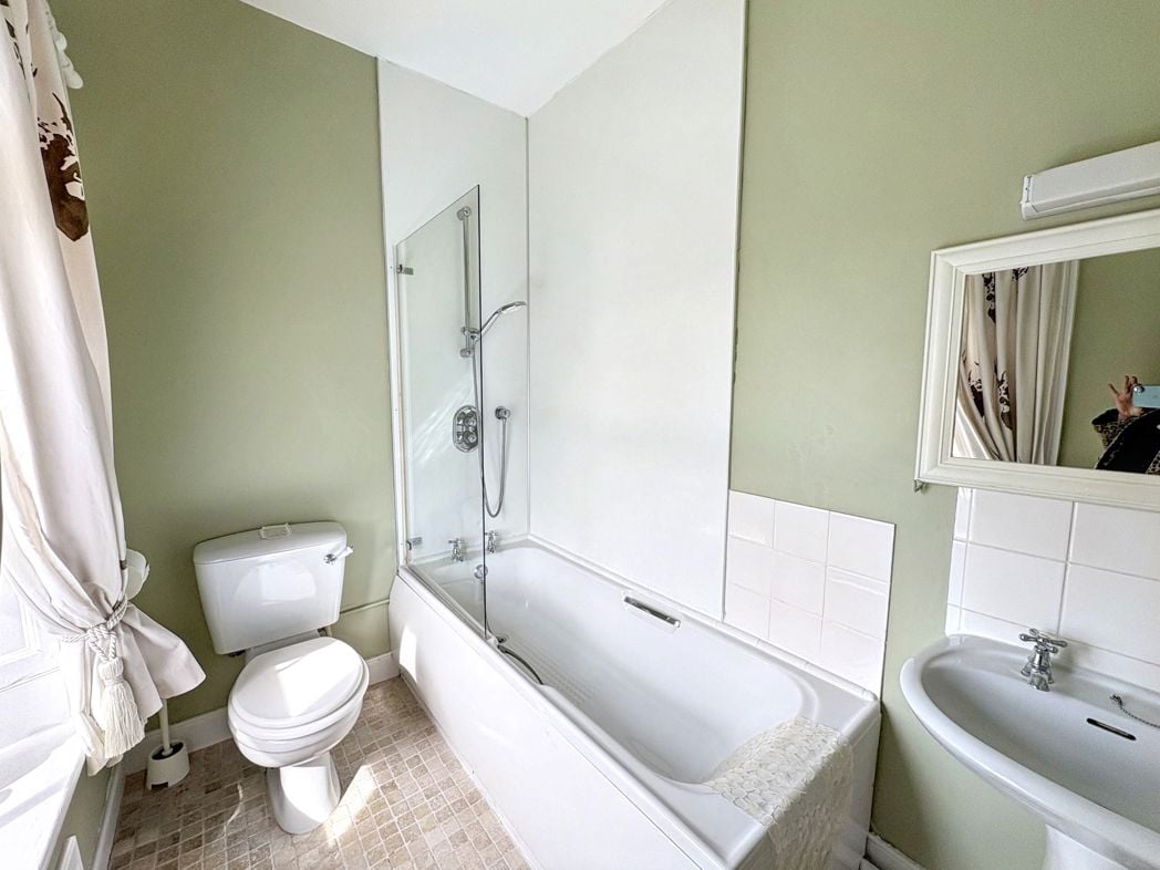 Property image 35 of 39