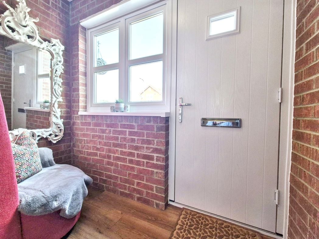 Property image 4 of 37