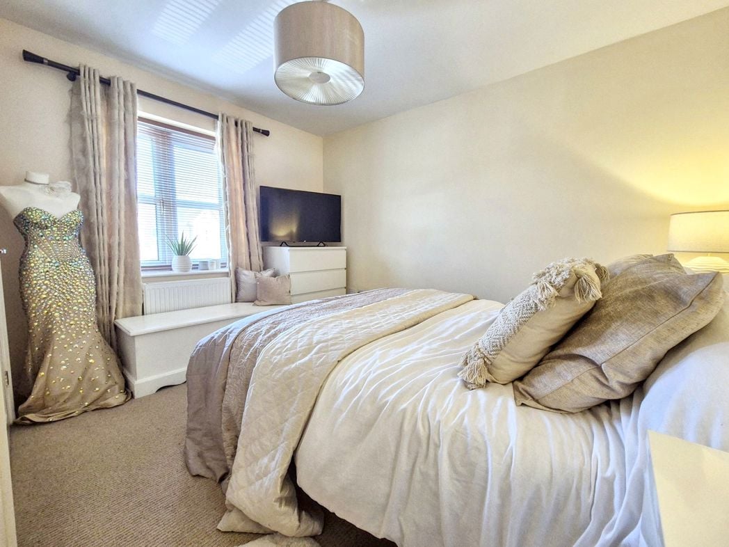 Property image 22 of 37
