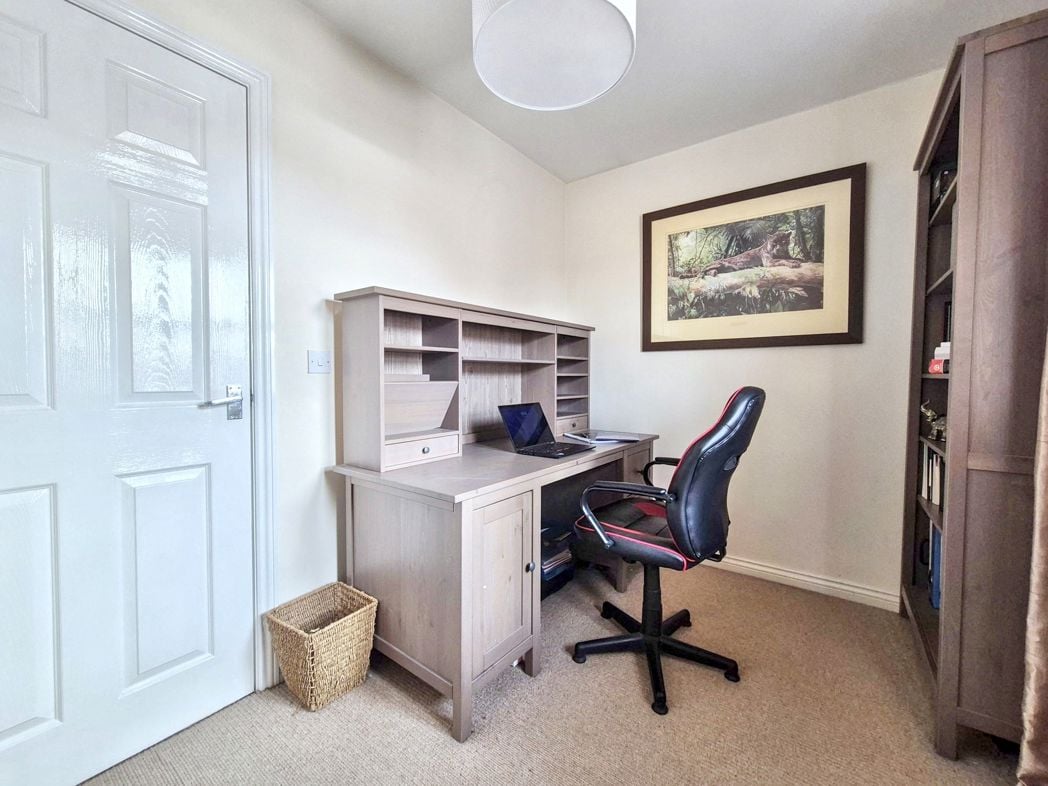 Property image 30 of 37