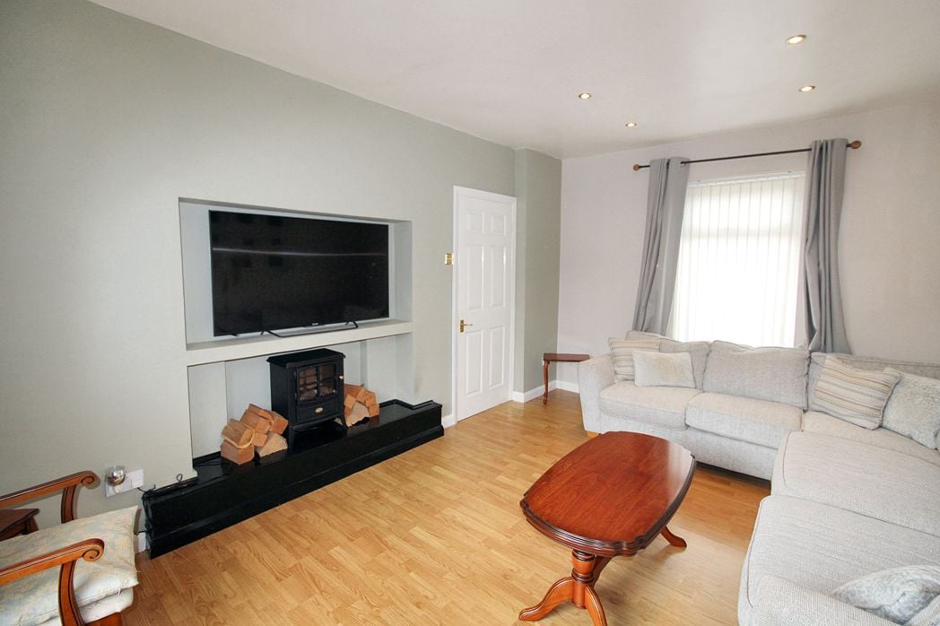 Property image 2 of 11