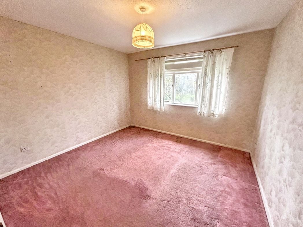 Property image 9 of 13