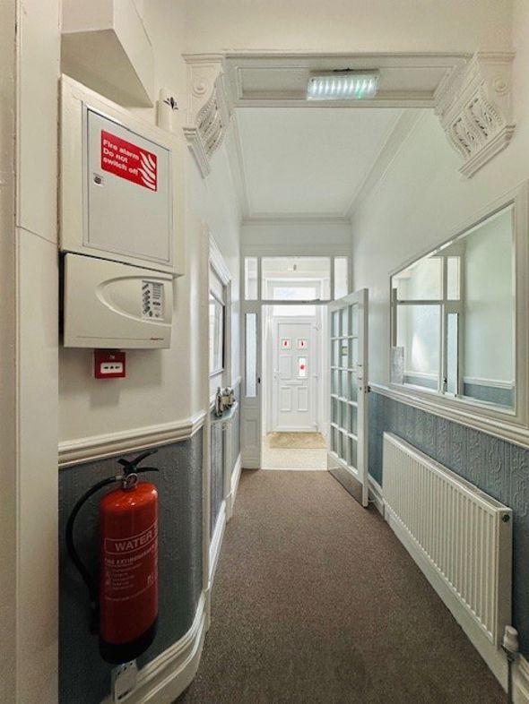 Property image 4 of 22