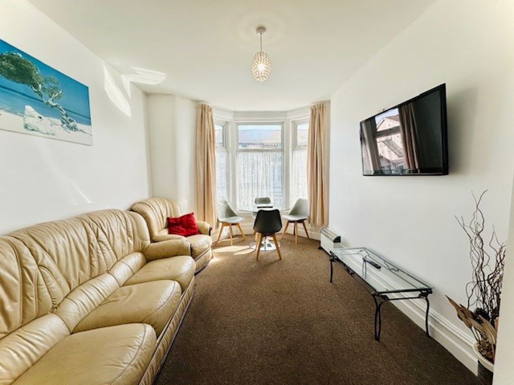 Property image 6 of 22