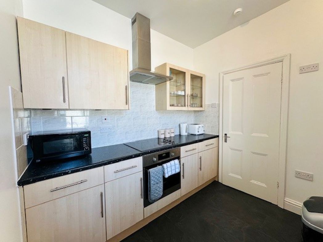 Property image 9 of 22