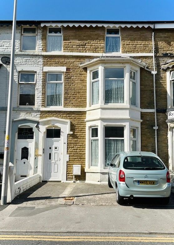 Property image 1 of 22