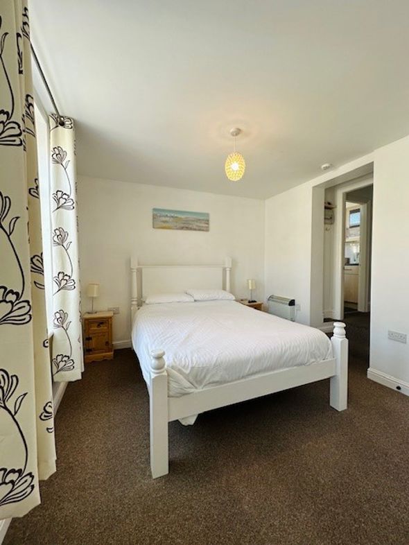 Property image 16 of 22