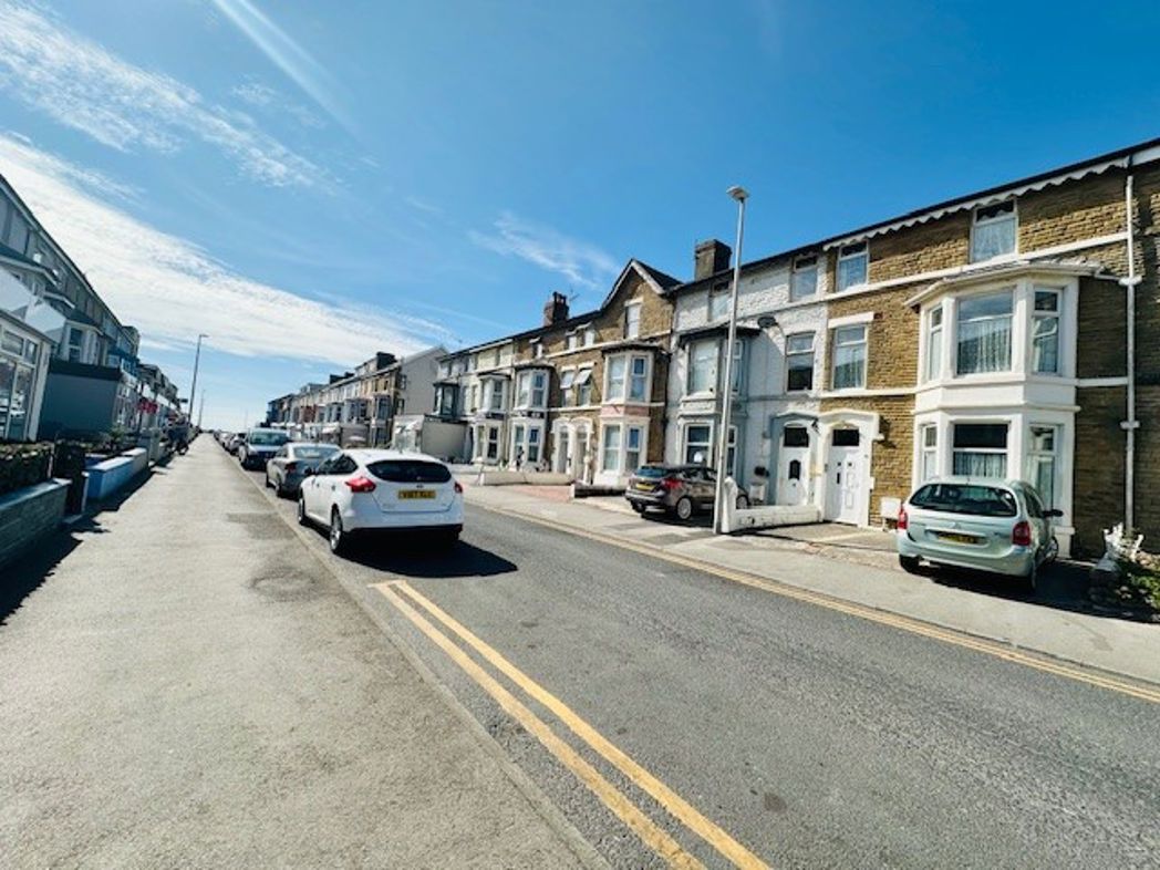 Property image 2 of 22