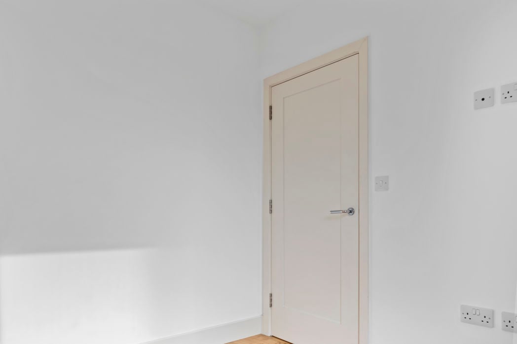 Property image 4 of 11
