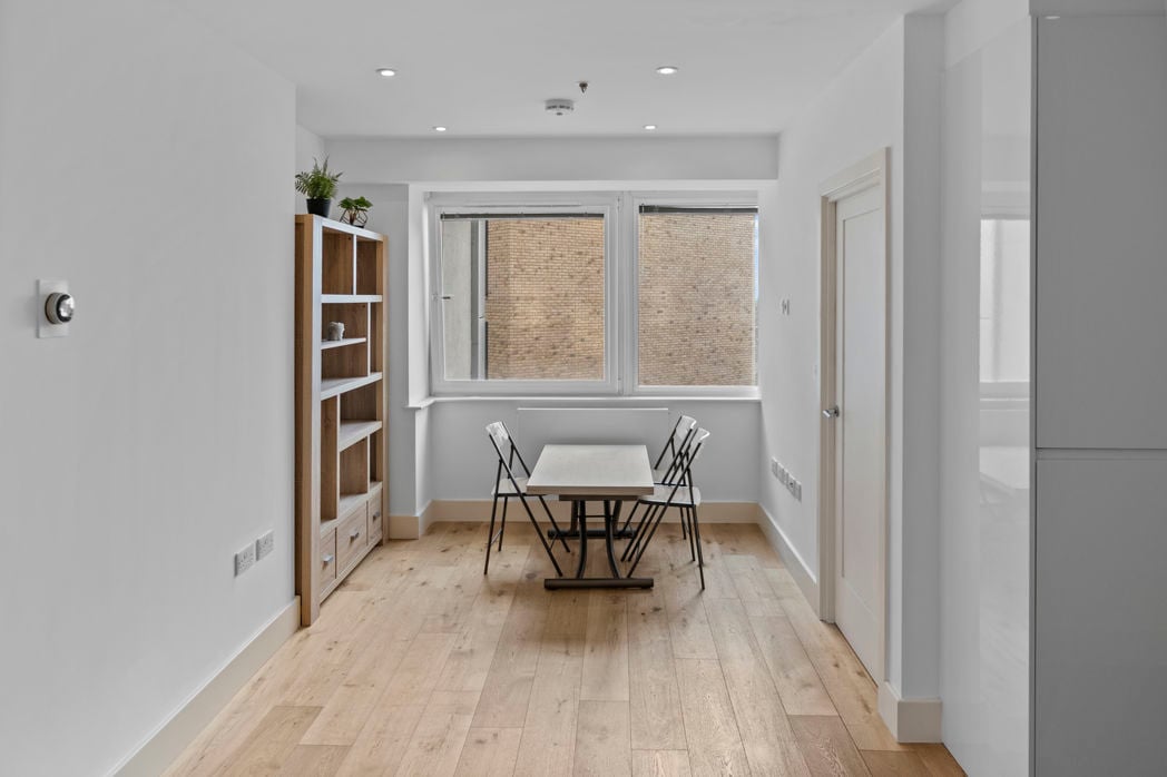 Property image 6 of 11