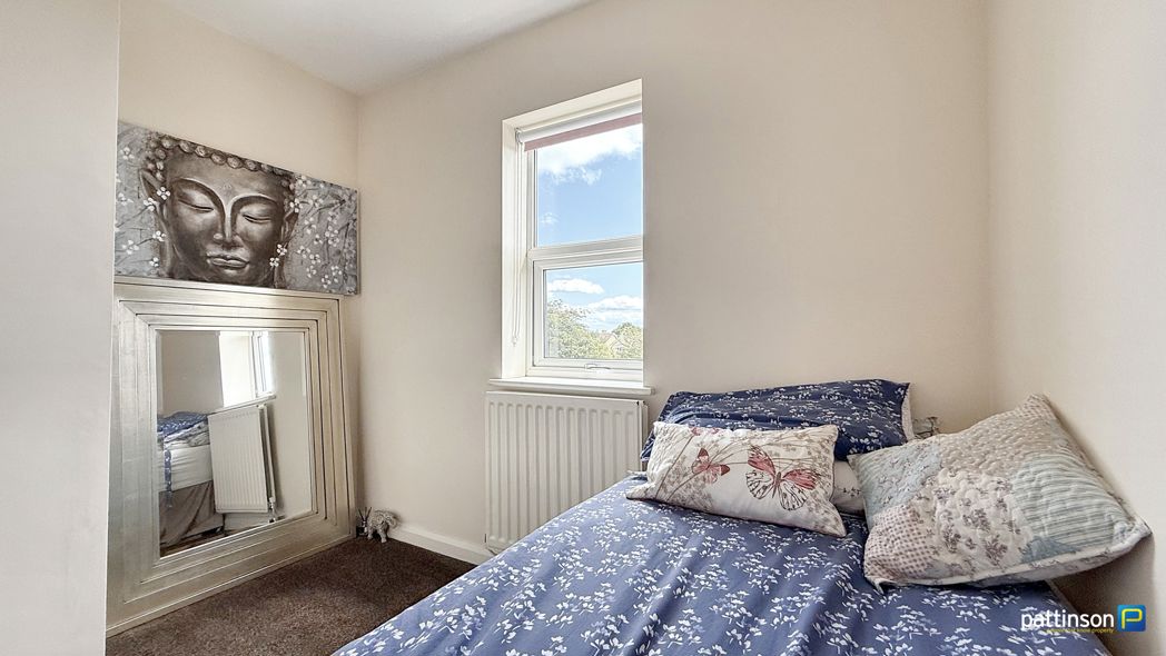 Property image 24 of 37