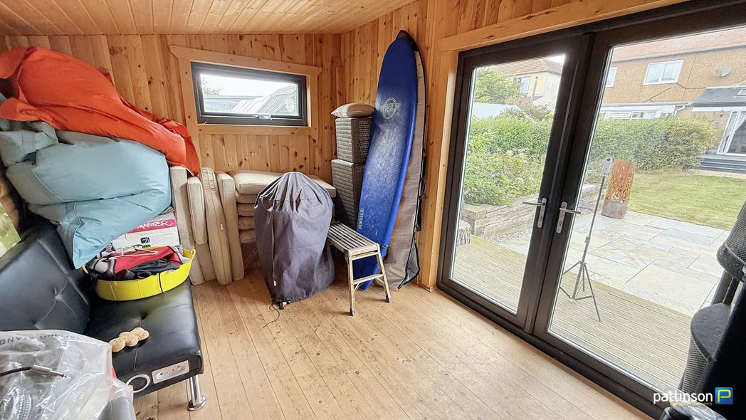 Property image 30 of 37