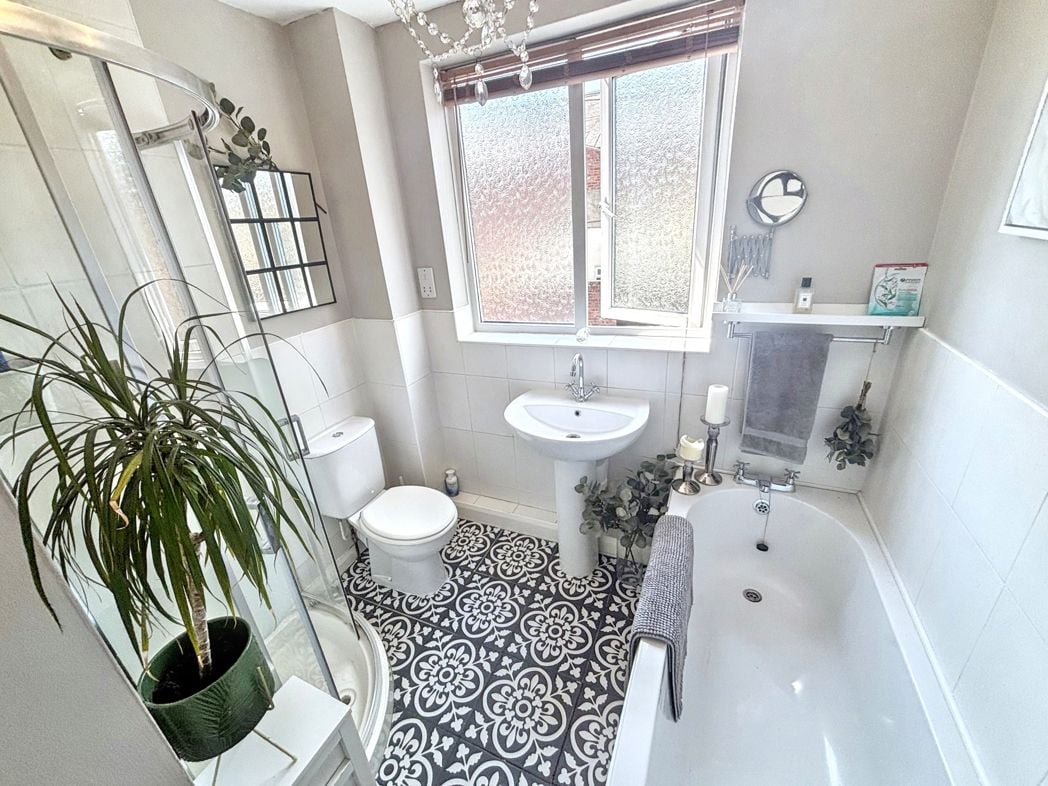 Property image 12 of 20