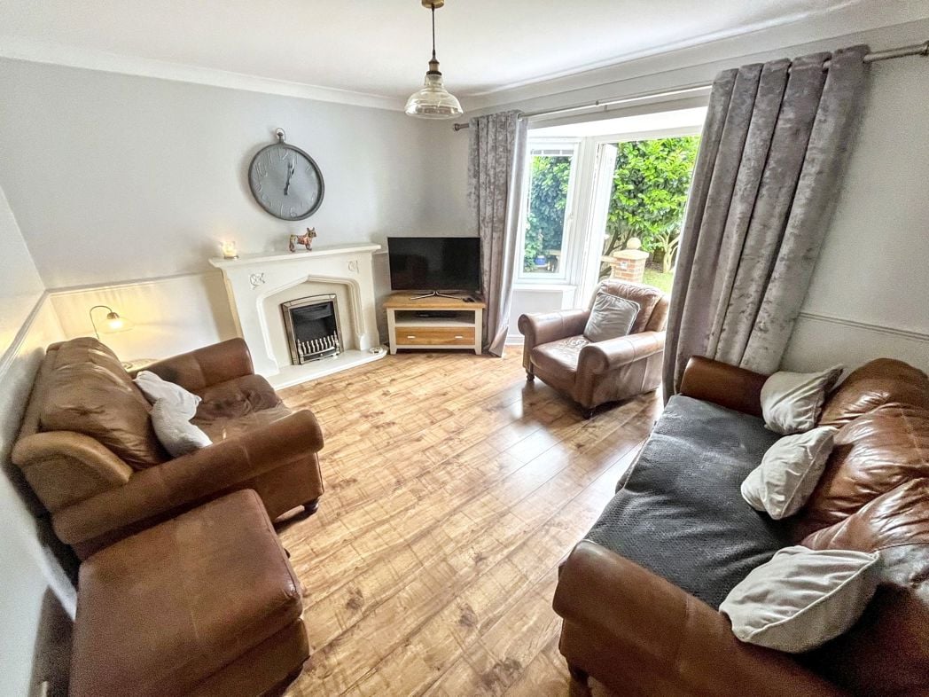 Property image 3 of 15