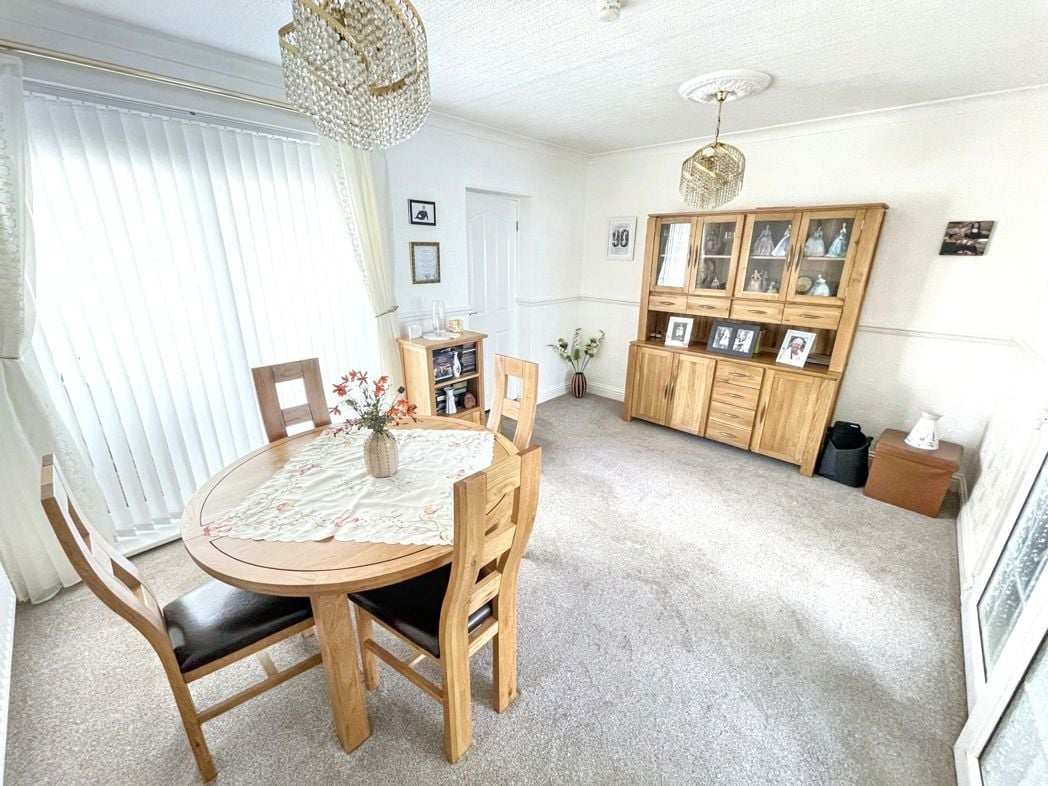 Property image 5 of 12