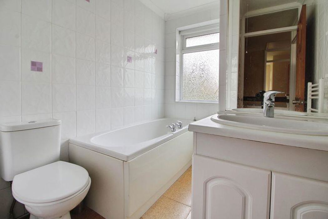 Property image 12 of 15