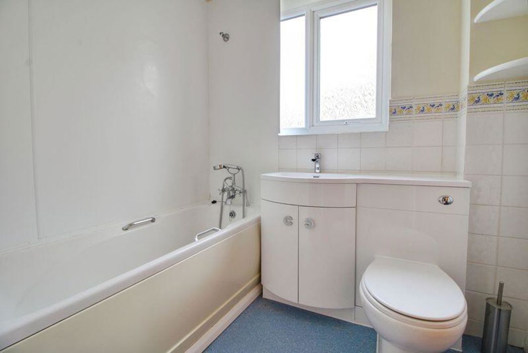 Property image 13 of 15