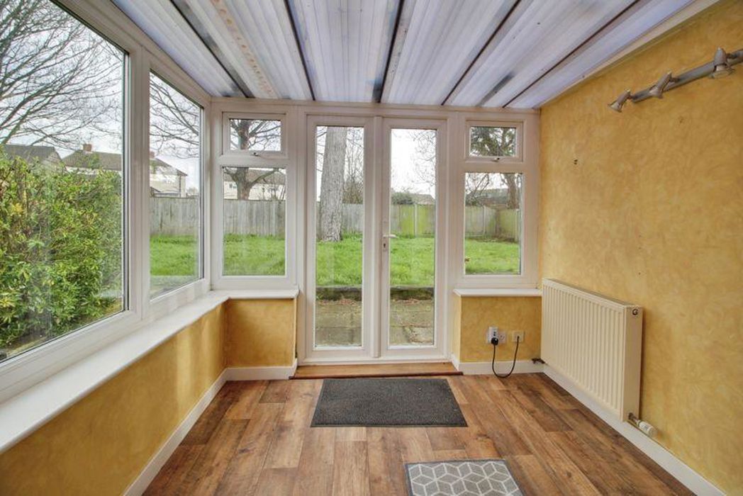 Property image 8 of 15