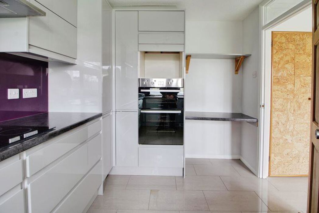 Property image 3 of 15