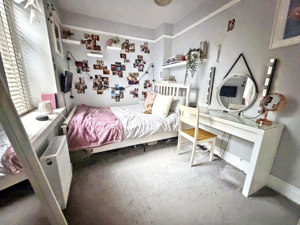 Property image 16 of 22